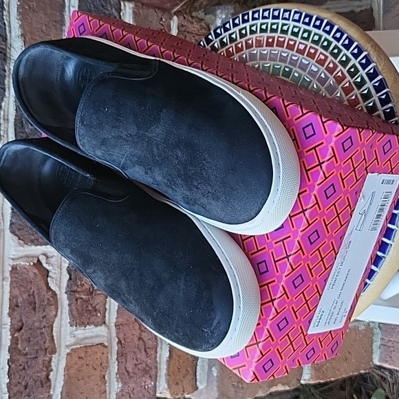 Tory Burch Shoes - 2XHP!  Tory Burch Black Jesse Slip-On Sneaker